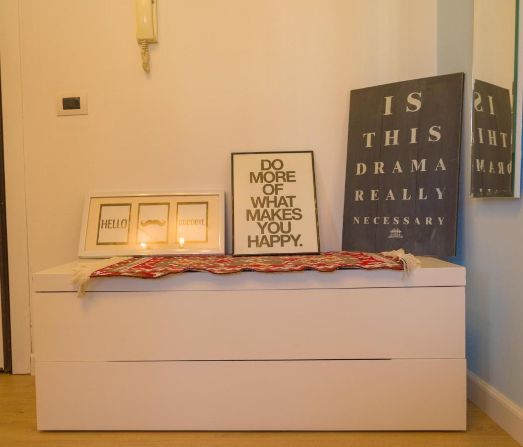 Bright Apartment Close To City Center Тирана Екстер'єр фото