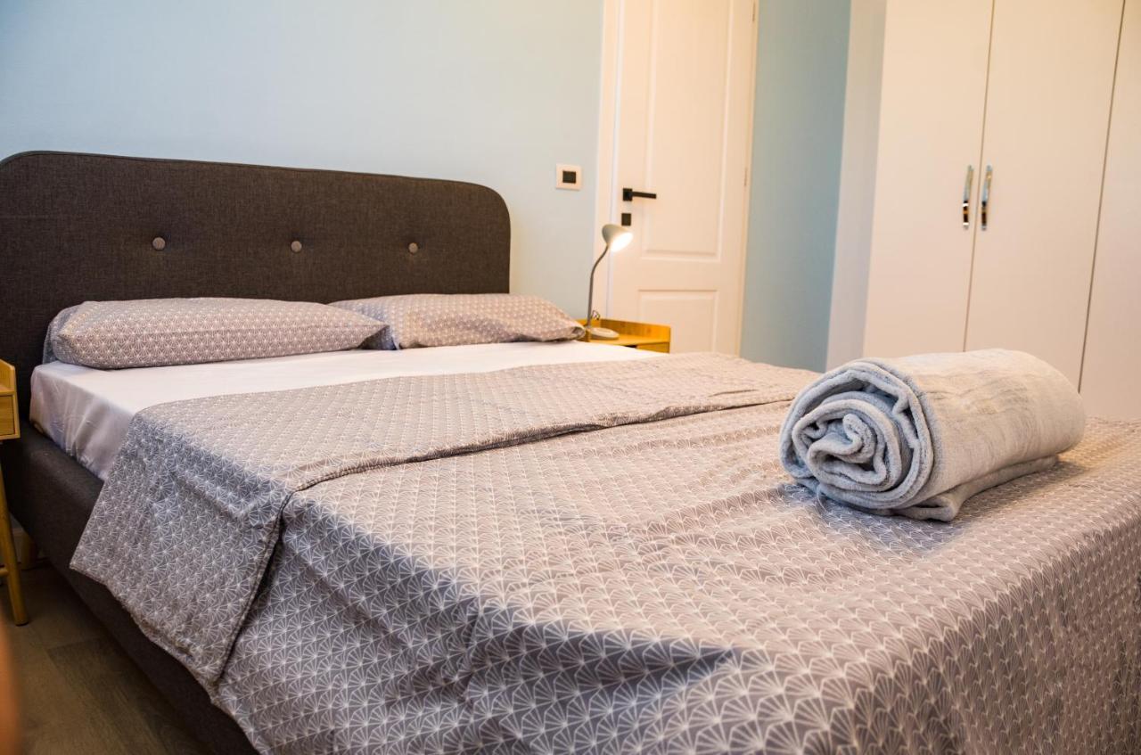 Bright Apartment Close To City Center Тирана Екстер'єр фото